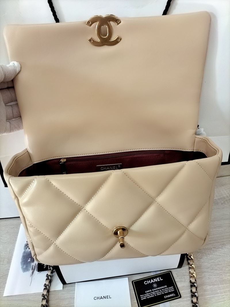 Chanel 19 Bags